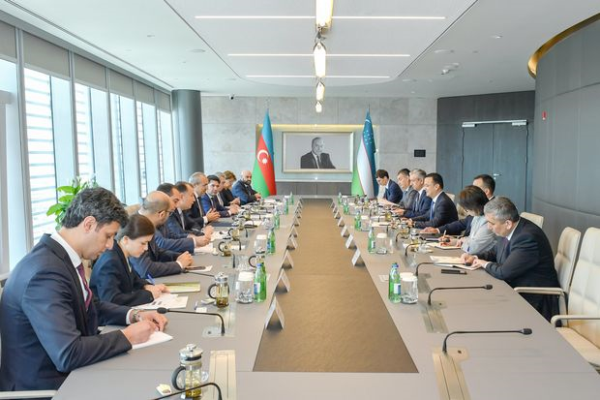Azərbaycan və Özbəkistan arasında investisiyaların təşviqi barədə müzakirələr aparılıb 